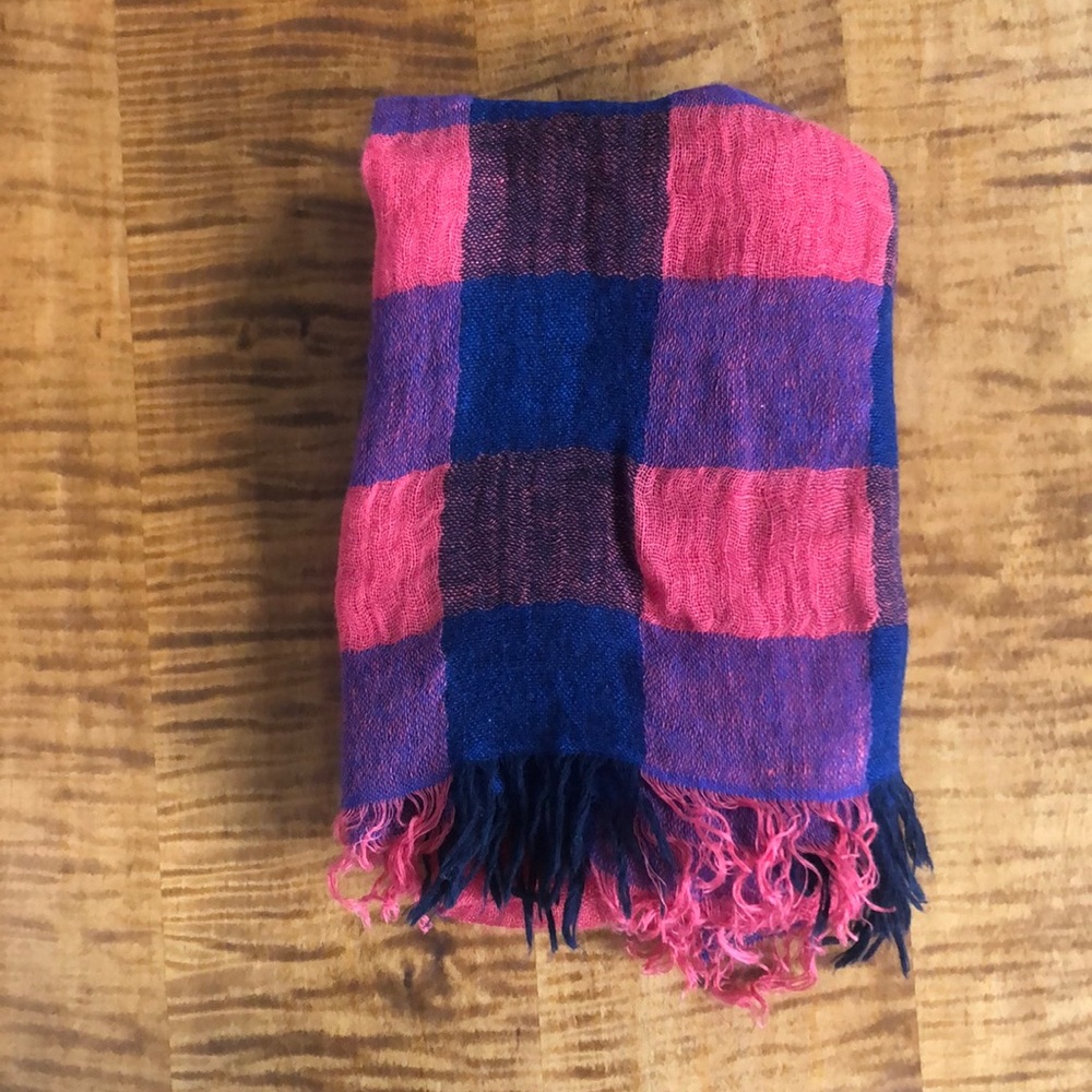 GAP Scarf